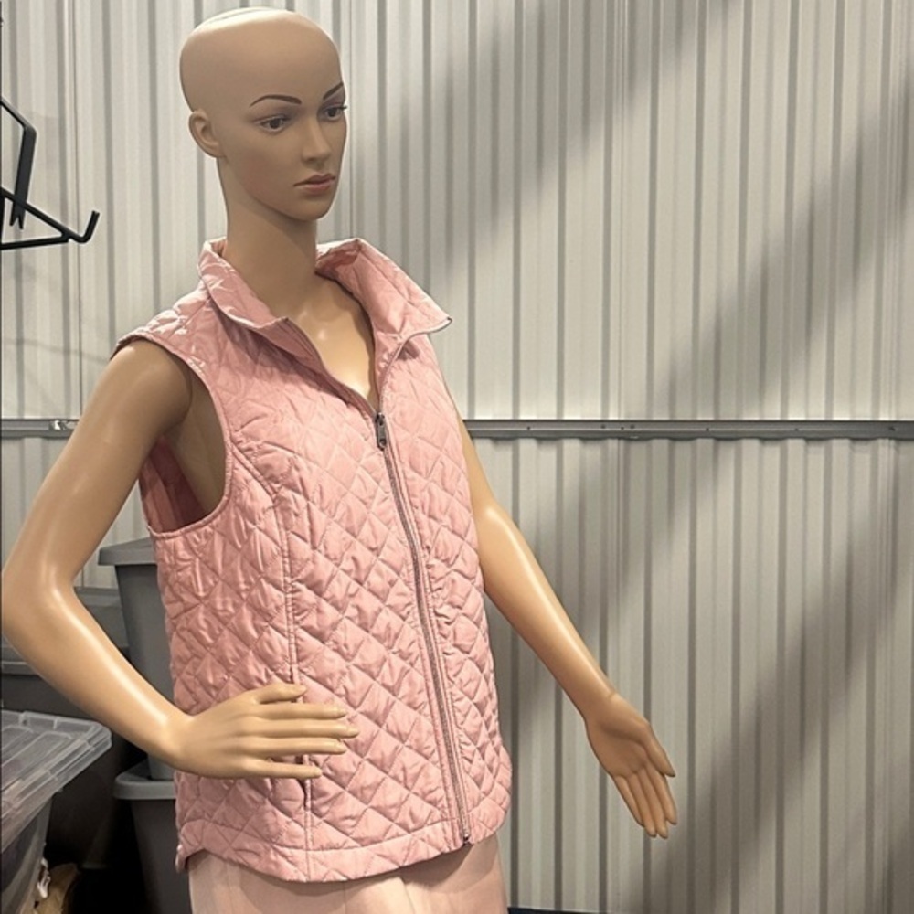 Christopher & Banks women’s pink quilted vest size large